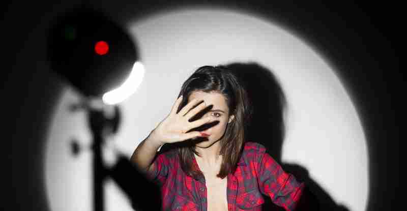  Artificial Light (Studio Lighting)
