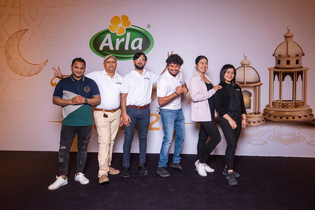 Speaker portrait with mixed lighting