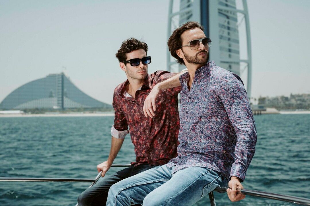 Studio vs location fashion shoot image 3