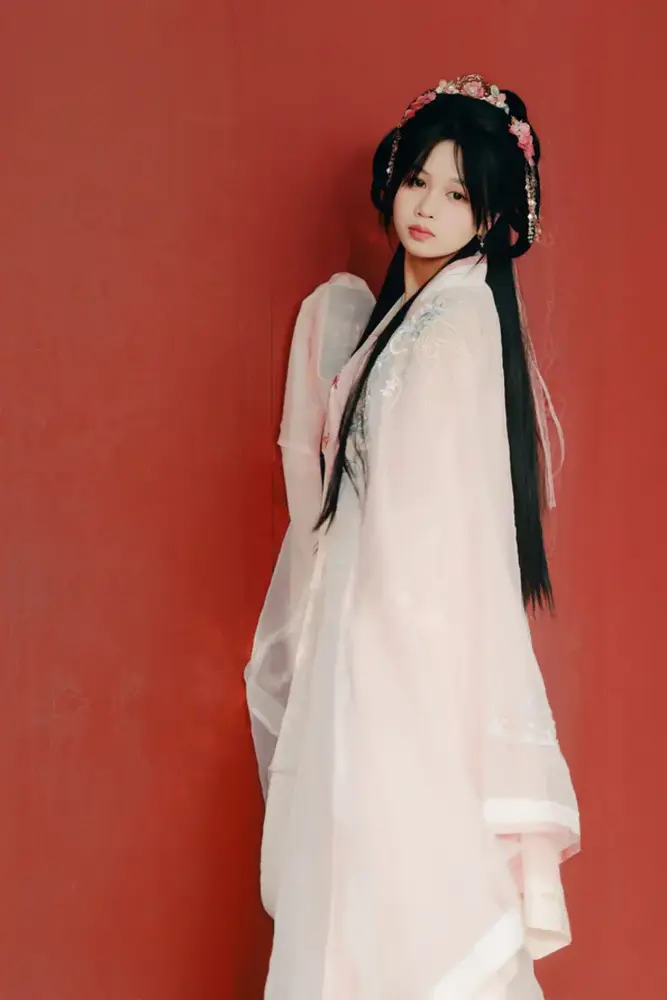 Fashion & Modeling portfolio sample