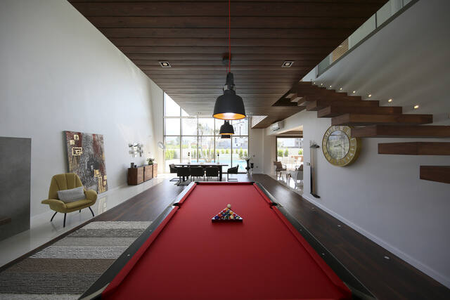 Real Estate & Airbnb photo by siavash bagheri
