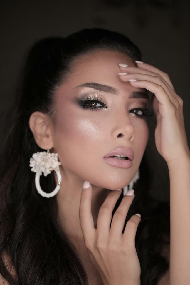 Portrait photography by a pourzahiri in Dubai