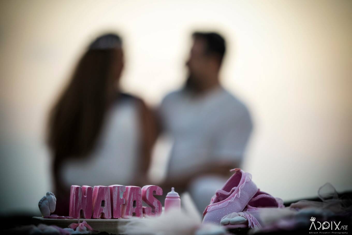 maternity photography by a pourzahiri in Dubai