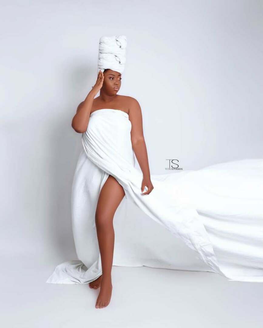 Fashion & Modeling by R.  .