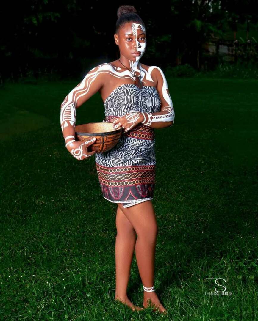 Fashion & Modeling by R.  .