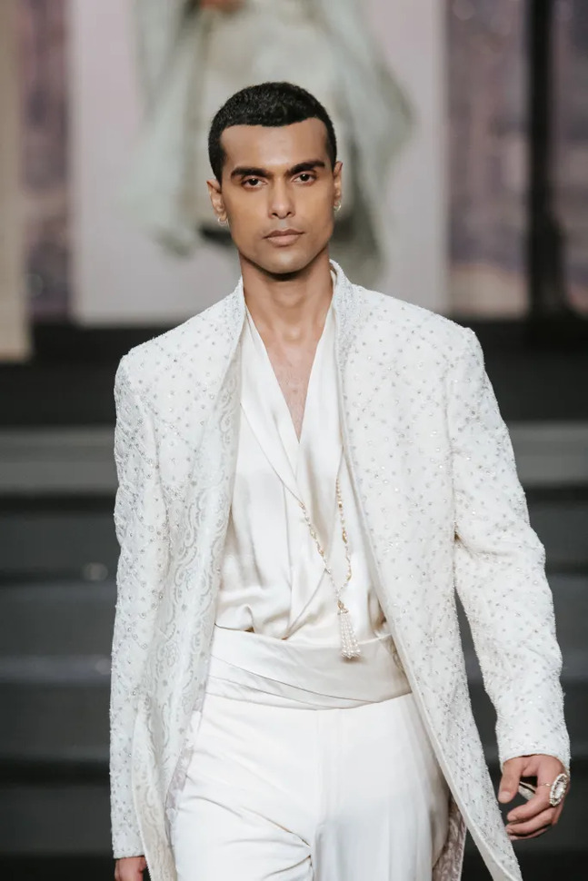 Fashion & Modeling photography by Aakash Saxena in Dubai