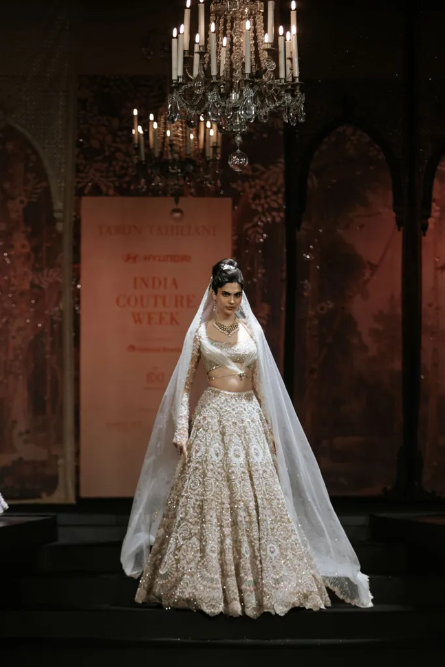 Fashion & Modeling photography by Aakash Saxena in Dubai