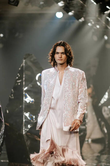 Fashion & Portfolio photo by Aakash Saxena