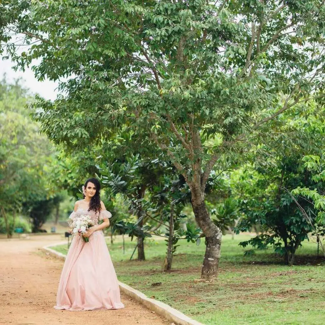 Pre wedding photography by I.  Akalanka in Dubai