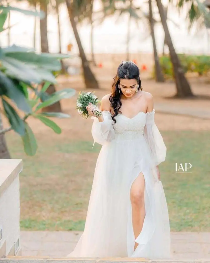 Pre wedding photography by I.  Akalanka in Dubai