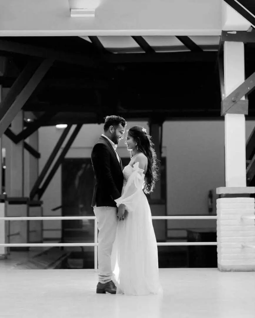 Pre wedding photography by I.  Akalanka in Dubai