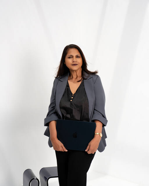 Headshots & LinkedIn photo by Aakash Saxena