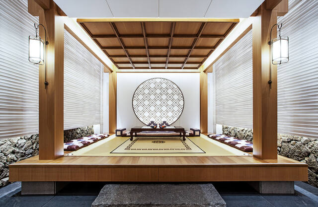 Real Estate & Airbnb photo by semyung kim