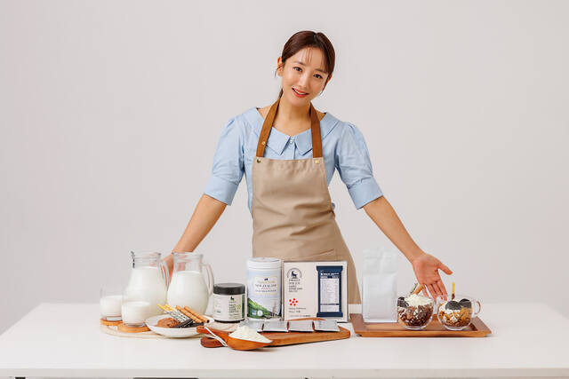 Advertising & Campaigns photo by semyung kim