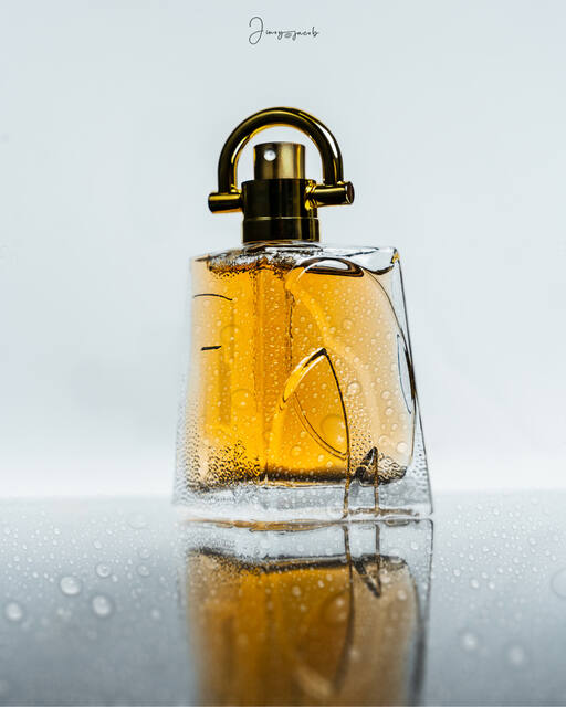 Product & Ecommerce photo by Jinoy Varghese Jacob