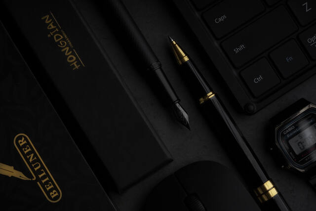 Product & Ecommerce photo by Jinoy Varghese Jacob