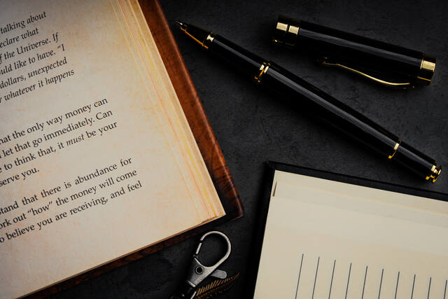 Product & Ecommerce photo by Jinoy Varghese Jacob