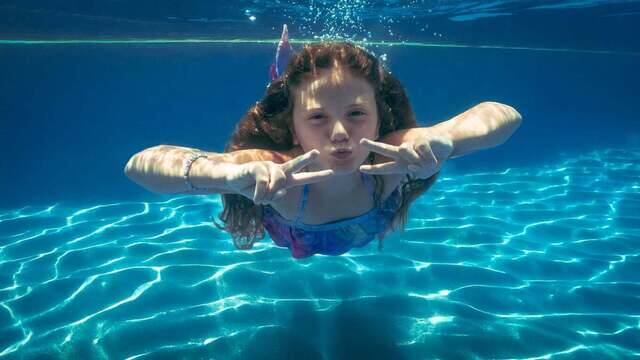 Underwater Photography photo by Gisele Silva