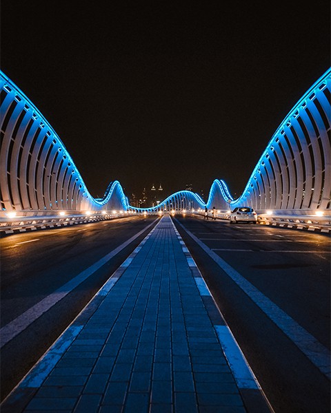 Meydan bridge, minimal location for photoshoots in Dubai